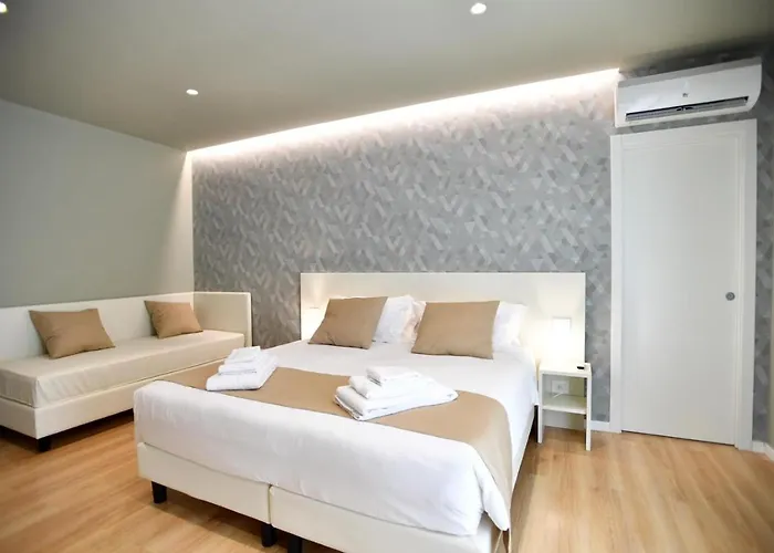 住宿加早餐酒店 Nina 雷焦卡拉布里亚