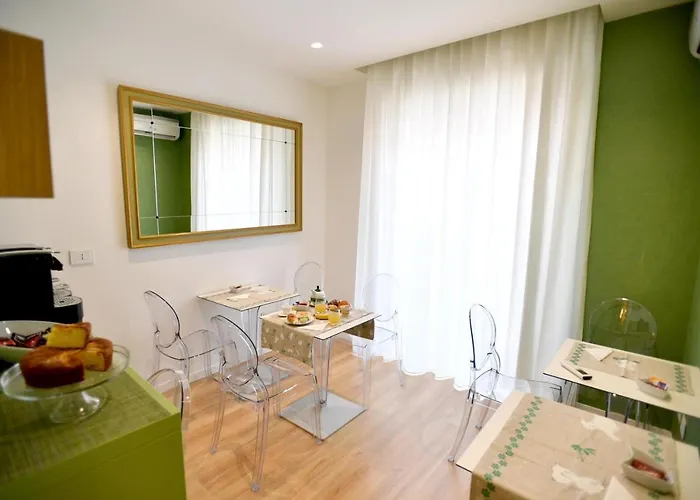 住宿加早餐酒店 Nina 4*